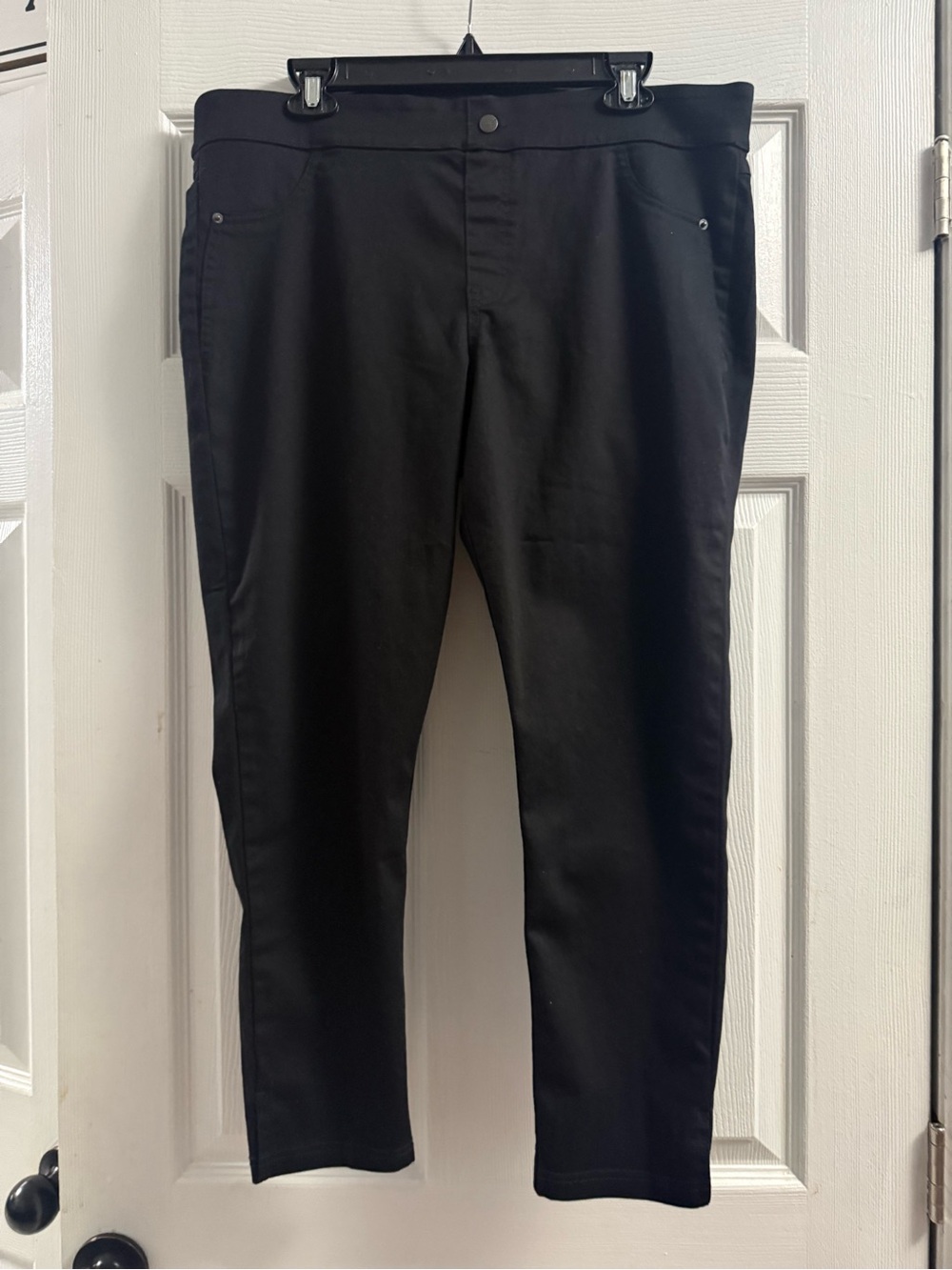 EUC Hue Black Cropped Jeggings Size 1X